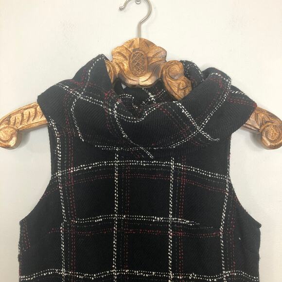 BCBGeneration Cowl Neck Plaid Sleeveless Top Back Keyhole Black xs - Picture 4 of 10